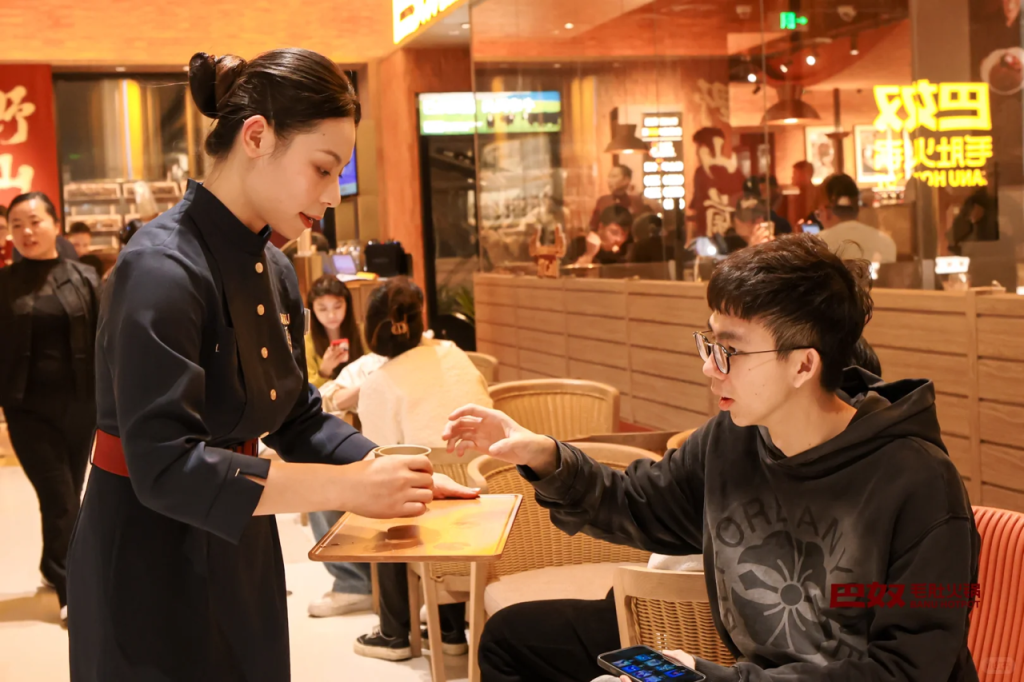 火锅界“品质王”巴奴落子深圳怀德!宝安首店引爆,大湾区吃货速来集结