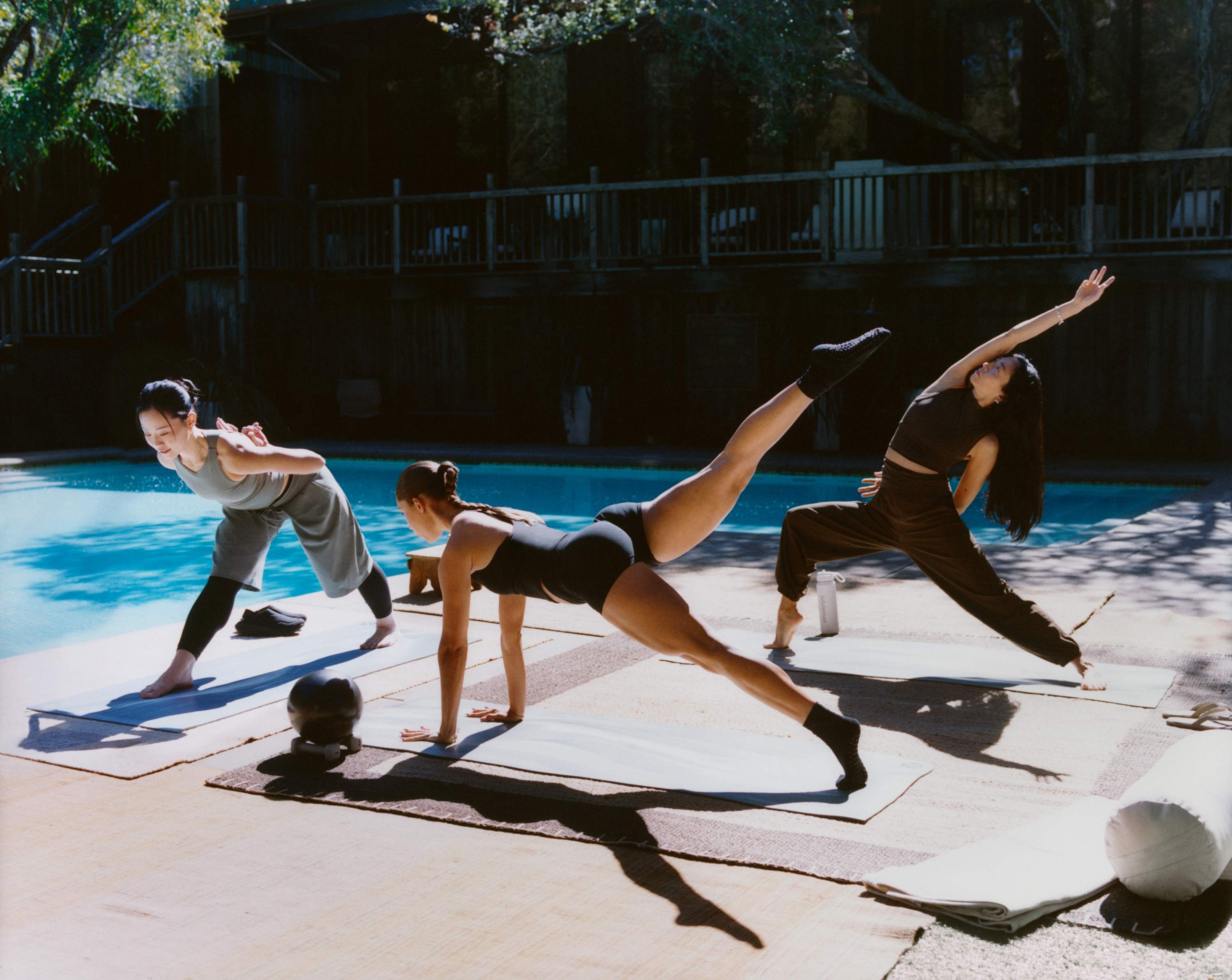 空出来，去感受， lululemon推出2026 Yoga瑜伽系列