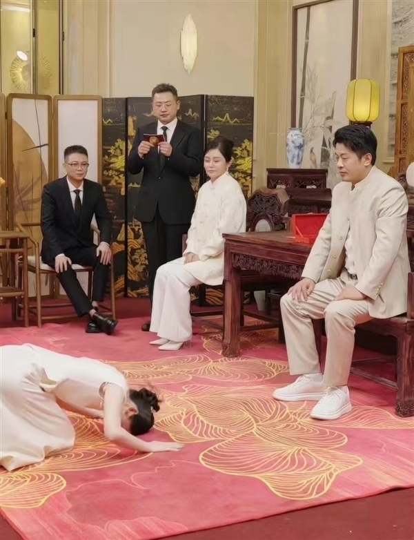 相伴七年分道扬镳 辛巴初代四大门徒全员离场