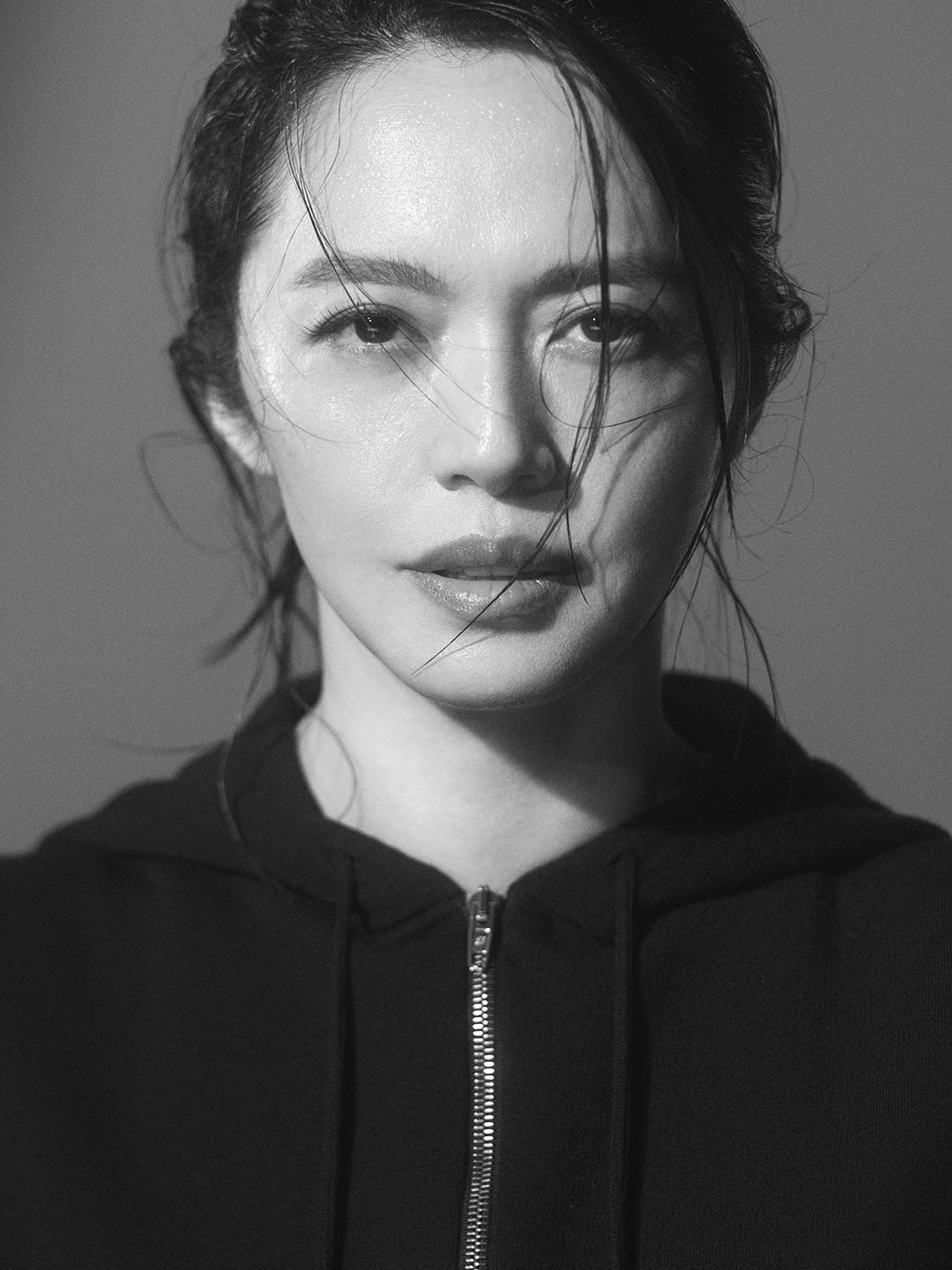 BALENCAIGA运动鞋款广告大片——RADAR及TRIPLE S.2