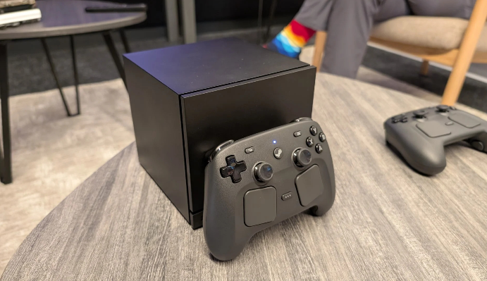 发售在即，消息称 Steam Machine 评测样机已分发给媒体 