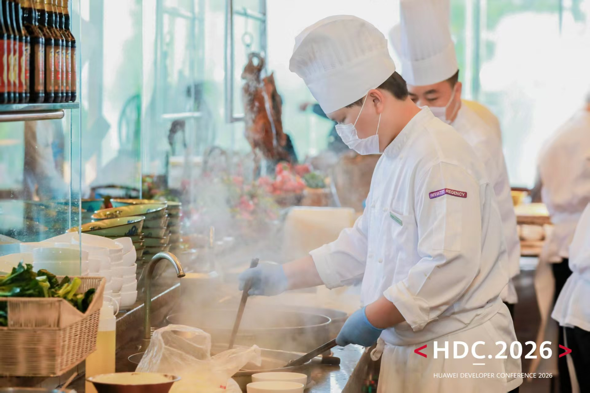 HDC 2026 早餐会：热气腾腾的交流场里，畅聊鸿蒙生态未来新可能