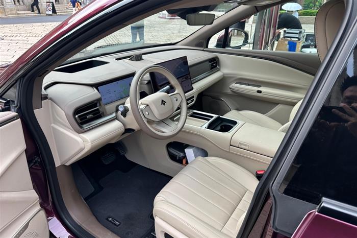 新豪华智慧运动SUV 昊铂S600上市权益价17.99万-19.99万元