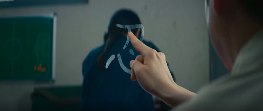 这部韩剧揍完学生整家长,把我给看爽了 这部韩剧揍完学生整家长,把我给看爽了
