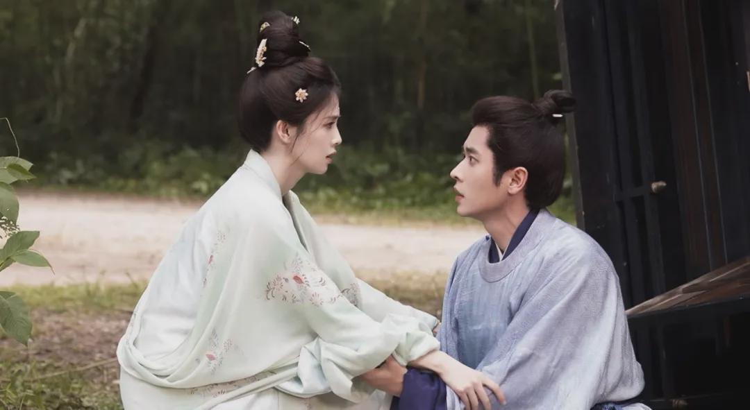 《莫离》叶璃和祖母对峙，她分裂出青霜和朱夫子，究竟经历过什么