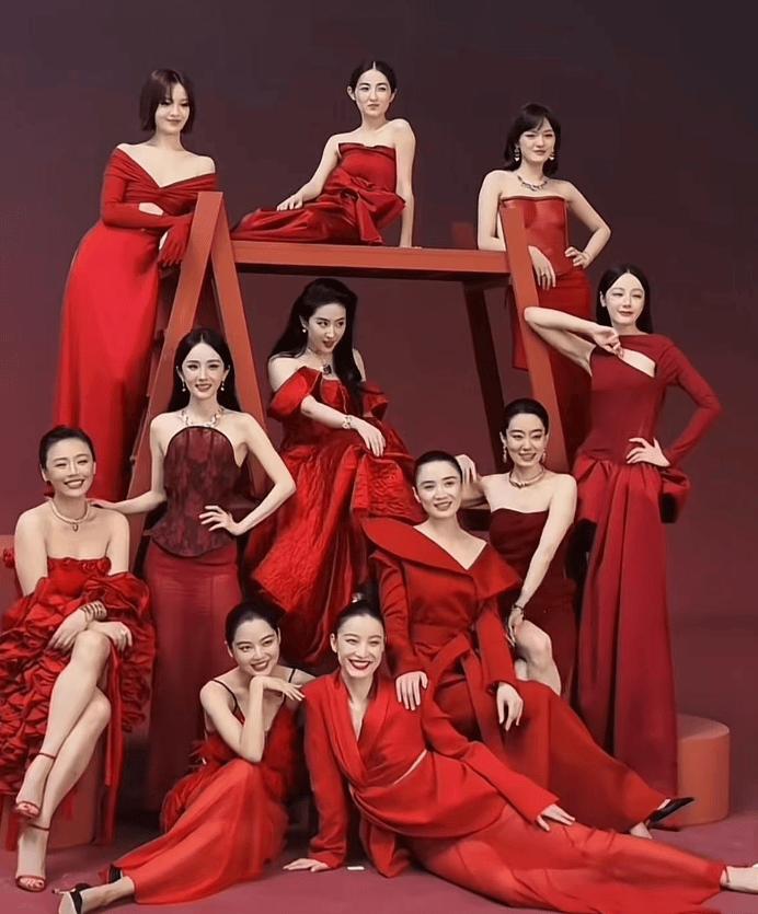 仅仅2天，中韩2位知名女星大曝娱乐圈潜规则，陪玩陪睡根本不够！