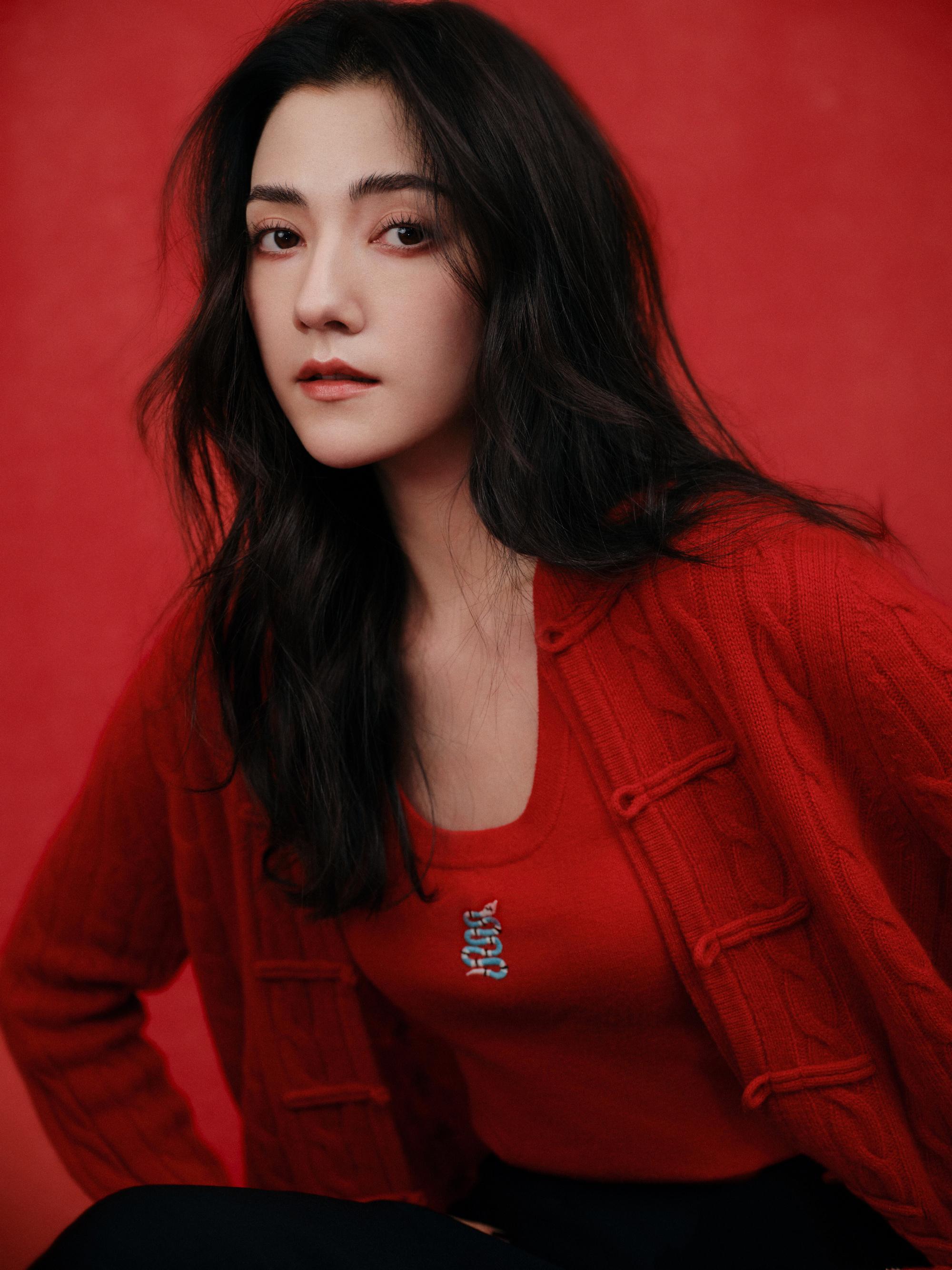 热搜第一!曝霍启山和娜然将于11月在三亚举办婚礼,恋爱细节被扒 热搜第一!曝霍启山和娜然将于11月在三亚举办婚礼,恋爱细节被扒