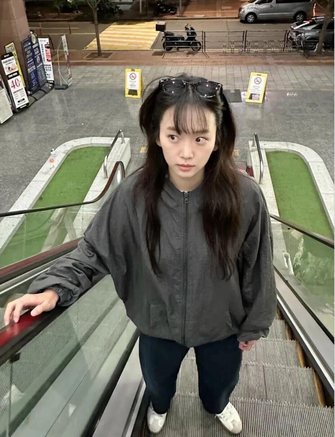 韩国37岁“初恋脸”刷爆热搜:貌美又凶狠,好疯狂的人生…… 韩国37岁“初恋脸”刷爆热搜:貌美又凶狠,好疯狂的人生……