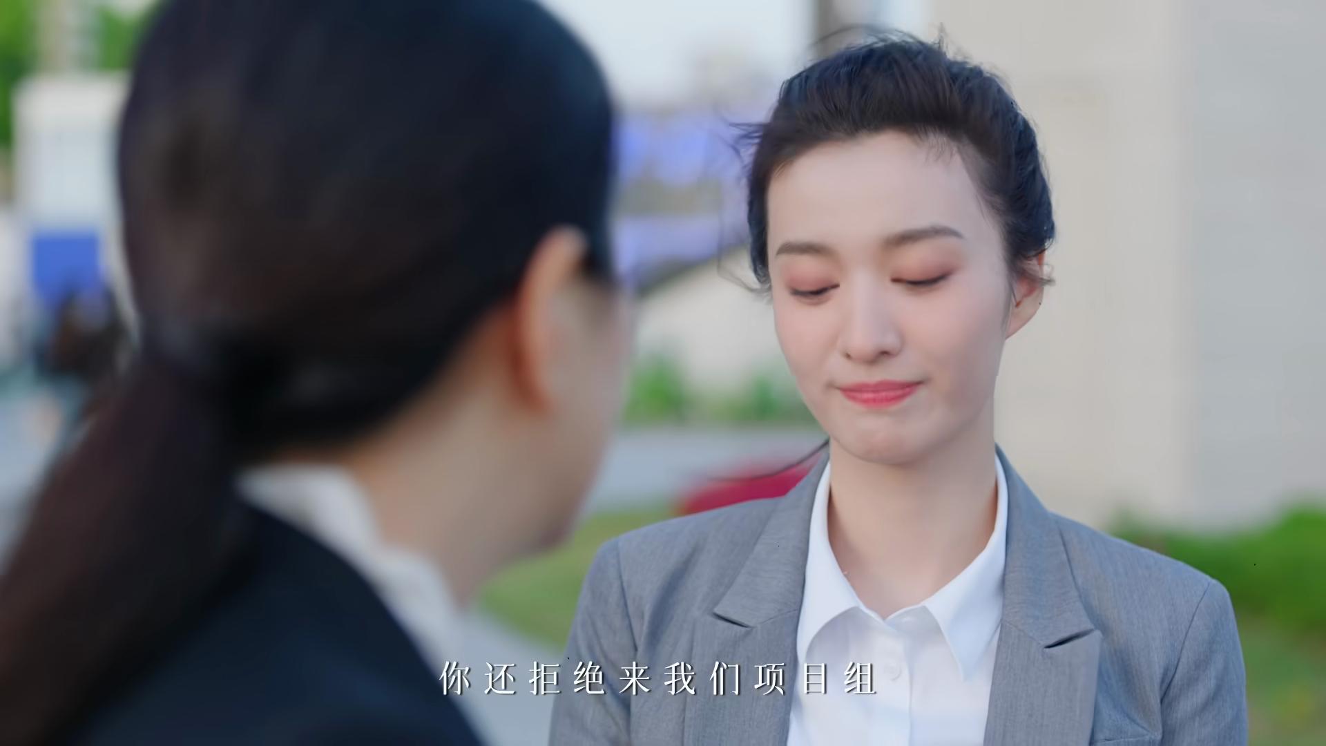 《爱情有烟火》首播口碑出炉，评价一针见血，檀健次成最大炮火