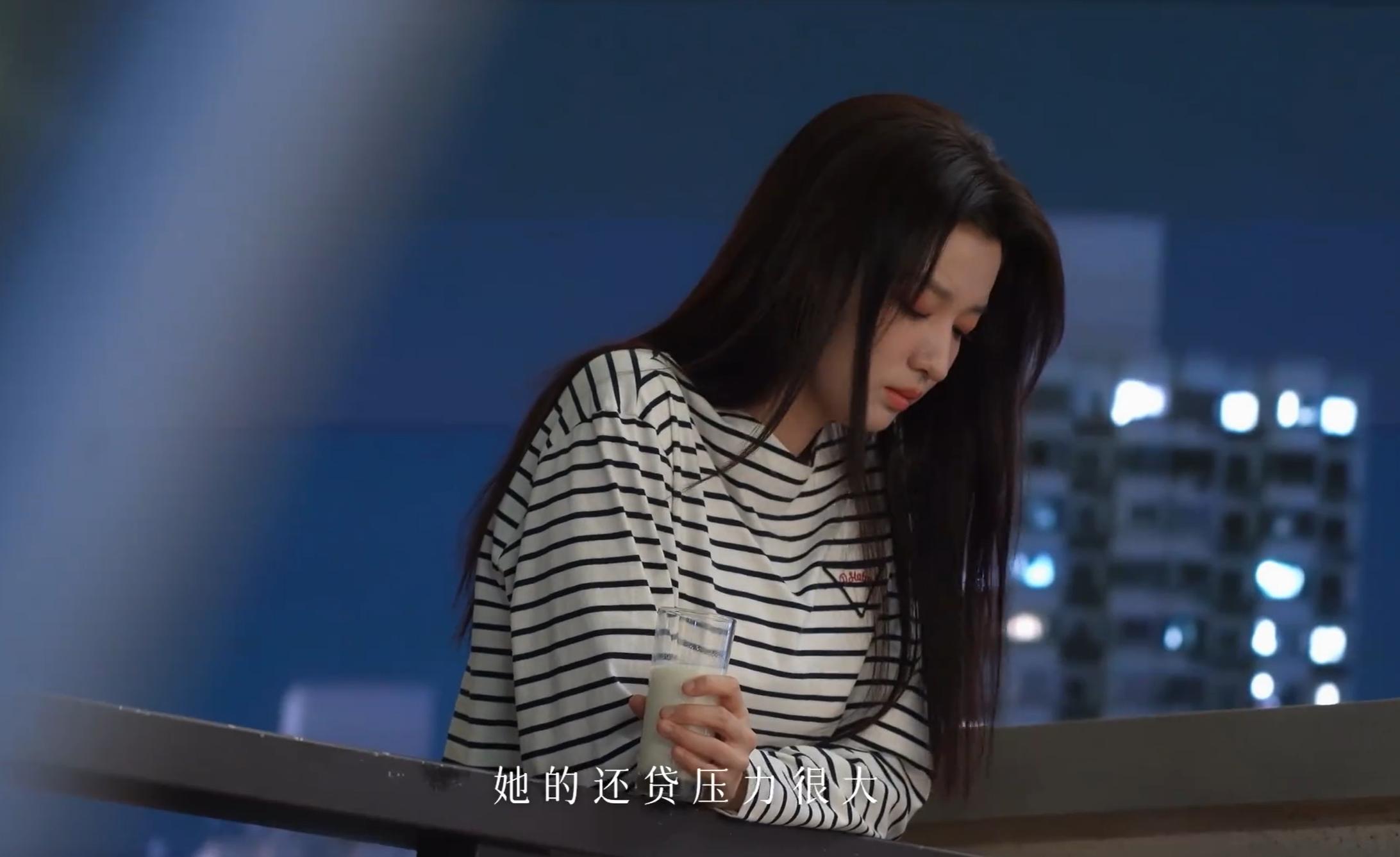 《爱情有烟火》首播口碑出炉，评价一针见血，檀健次成最大炮火