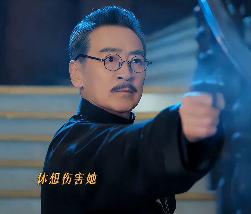 冲着张新成去看的《南部档案》，却被32岁女配惊艳，早该火了