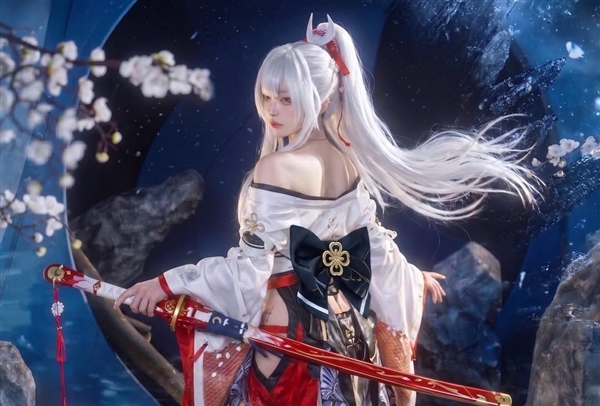 《剑星：血雨》伊薇Cos美照欣赏 喜欢短发妹子吗