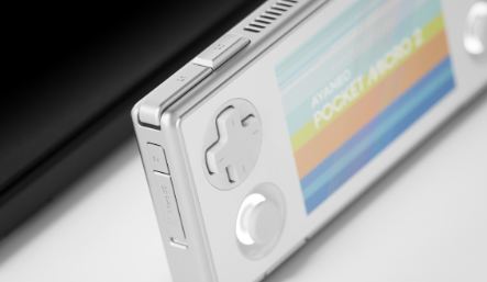 AYANEO Pocket MICRO 2复古掌机外观首曝:黑白双色、延续3.5英寸屏