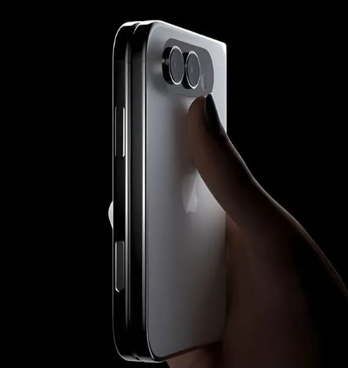 iPhone Ultra 敲定 9 月同步首发,铰链难题攻克,7 月底正式量产