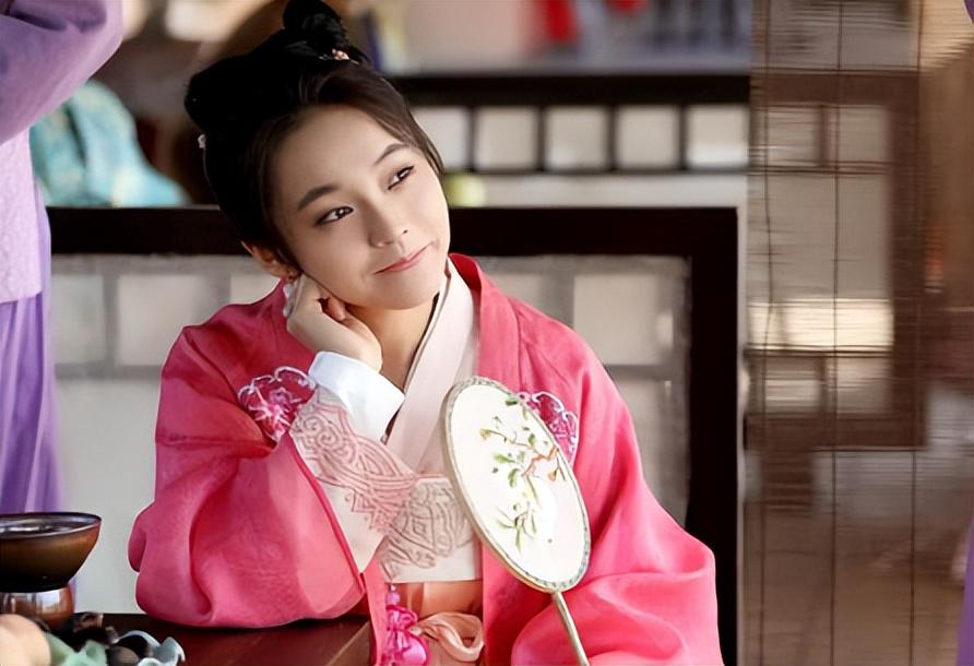 女演员千万别整容，看《问心2》毛晓彤与张佳宁同框，对比很惨烈