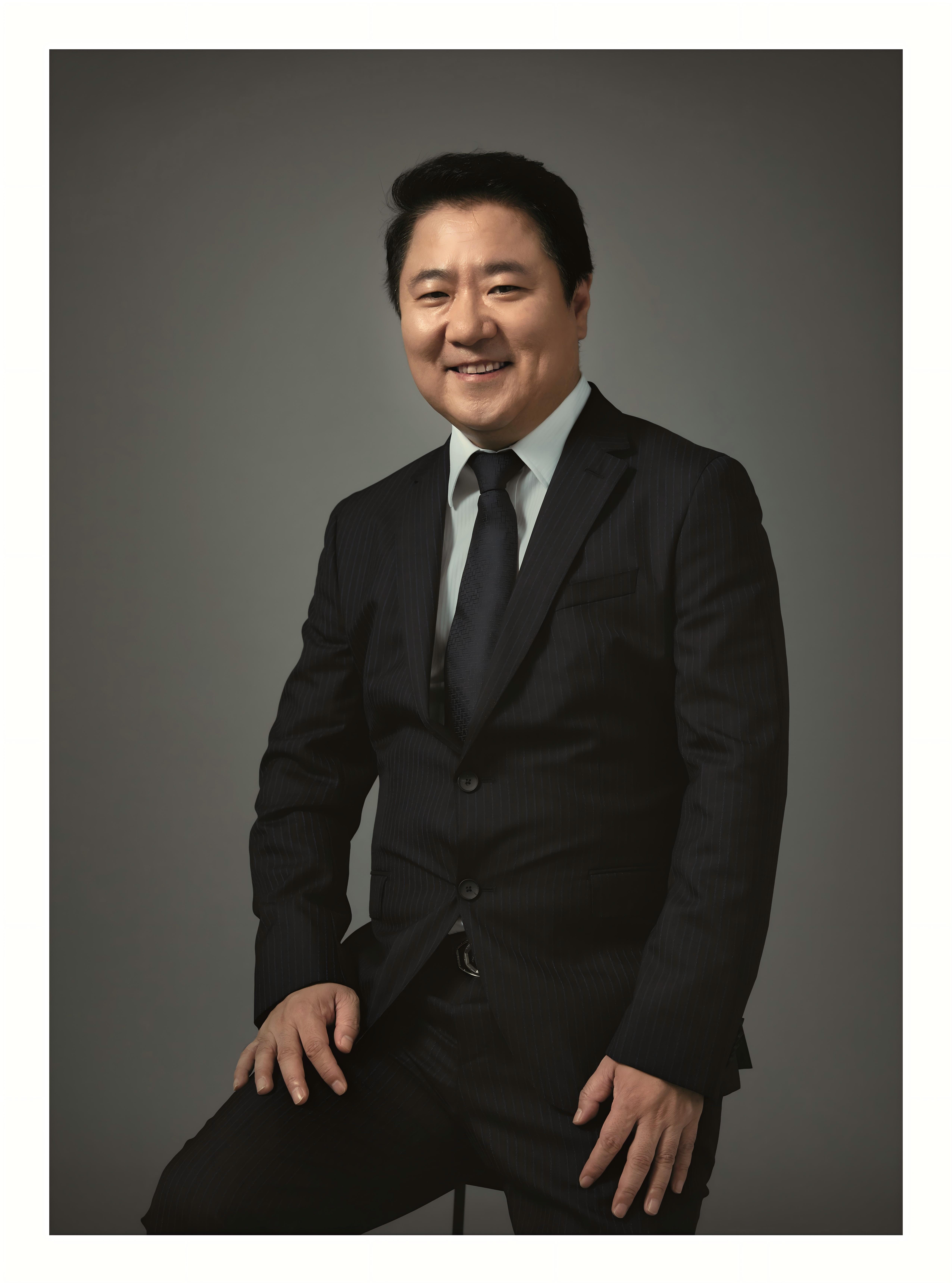 制片人于冬:拍主旋律不能把观众当成被教育的对象|造梦者说 制片人于冬:拍主旋律不能把观众当成被教育的对象|造梦者说