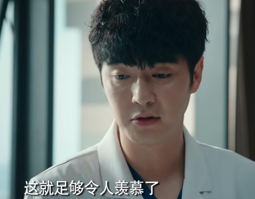 躲过赵又廷毛晓彤，却被39岁男配吸引，《问心2》这一波赢麻了