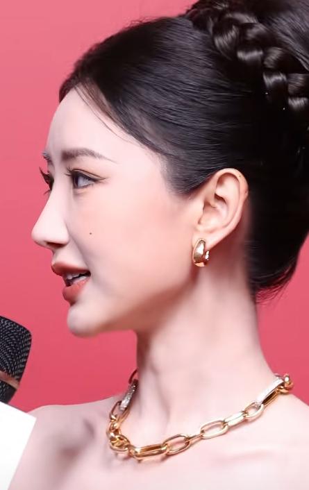 女演员千万别整容，看《问心2》毛晓彤与张佳宁同框，对比很惨烈