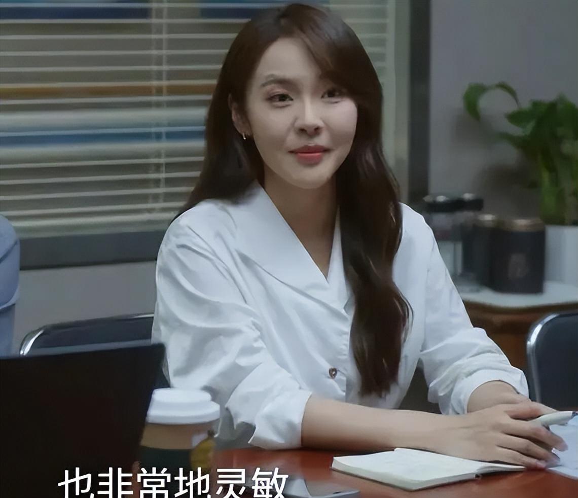 女演员千万别整容，看《问心2》毛晓彤与张佳宁同框，对比很惨烈