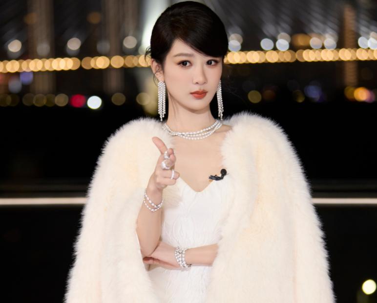 为何杨紫选择和欧豪再次合作？《长相思》给杨紫上了，重要一课