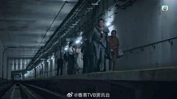 《飞常日志II》大结局精彩戏份抢先预告，四条感情线走向揭晓，张驰豪跑步露出结实健硕胸肌