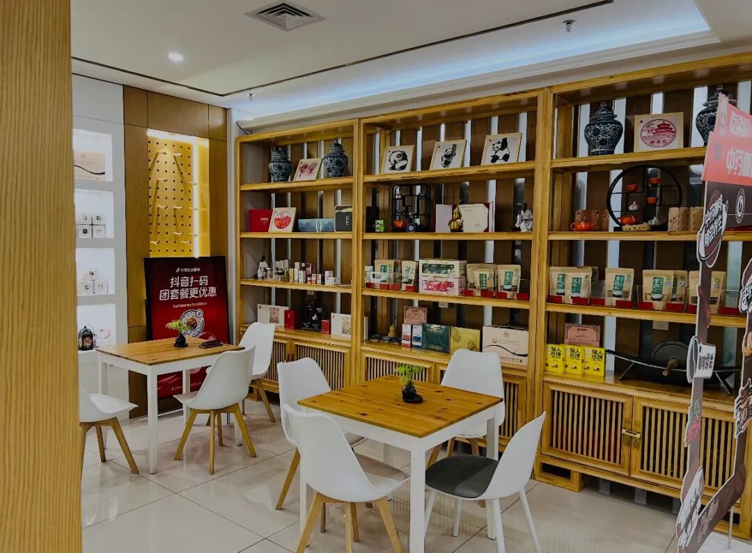 一杯咖啡卖28元,在医院开餐饮店成香饽饽了?