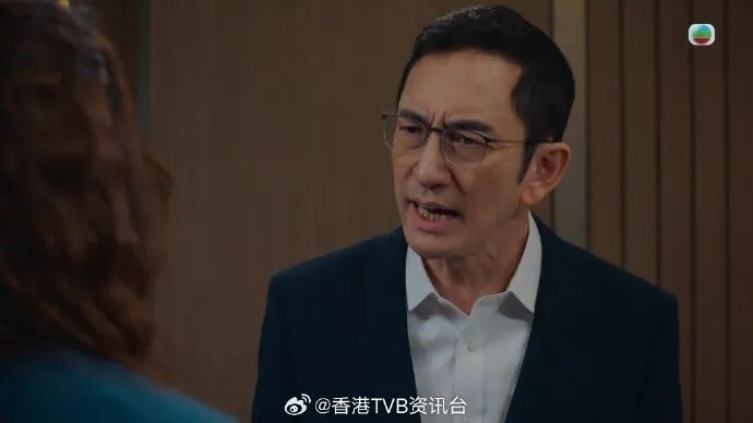 非份之罪|吴启华再穿白大褂毫无老态,程至美化身偏执魔鬼严父,后续癫狂戏份陆续登场 非份之罪|吴启华再穿白大褂毫无老态,程至美化身偏执魔鬼严父,后续癫狂戏份陆续登场