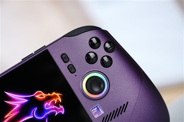 英特尔锐炫G3 Extreme加持!微星CLAW 8 EX AI+掌机2026图赏