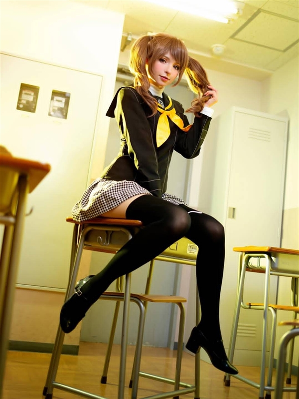 《生化4RE》阿什莉体模新Cos美图 身材太火辣了!