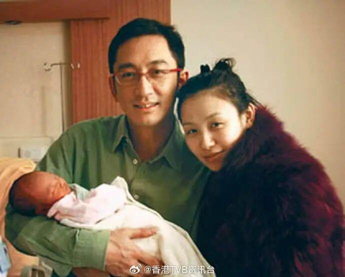 非份之罪|吴启华再穿白大褂毫无老态,程至美化身偏执魔鬼严父,后续癫狂戏份陆续登场 非份之罪|吴启华再穿白大褂毫无老态,程至美化身偏执魔鬼严父,后续癫狂戏份陆续登场