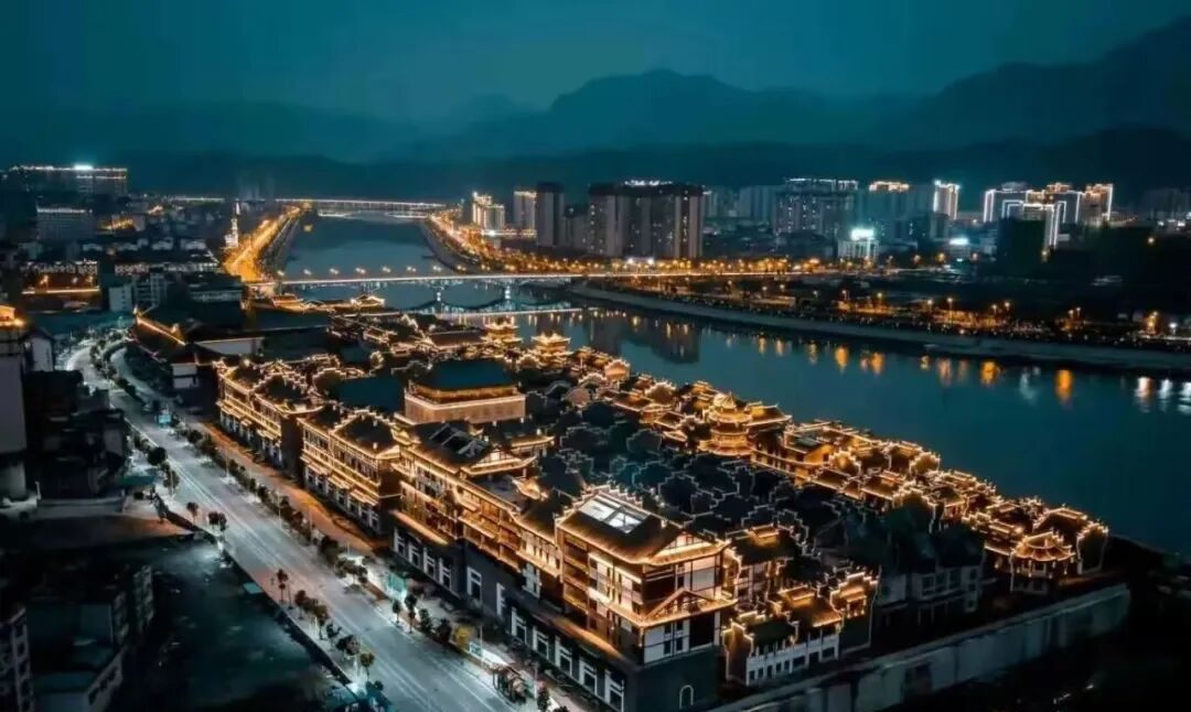 大庸古城“爆改”复活，背后智囊居然还有河南景区 
