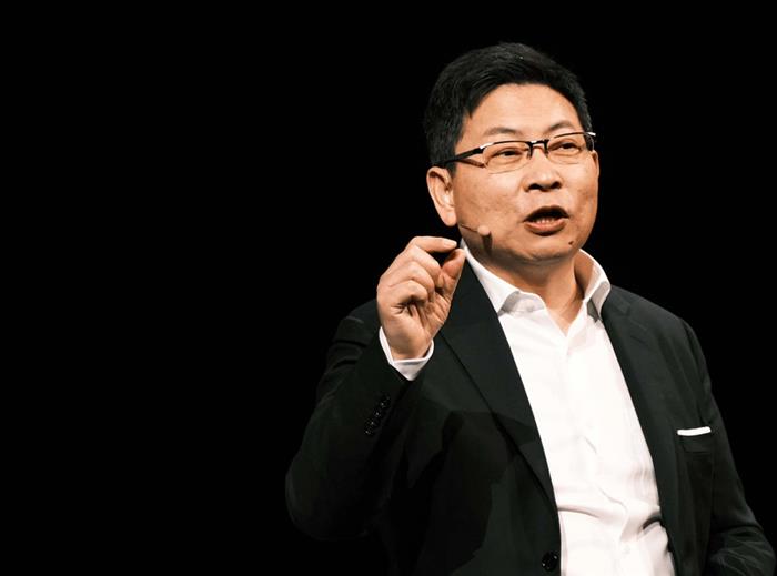 夏日深寒,谁给华为赋个能?