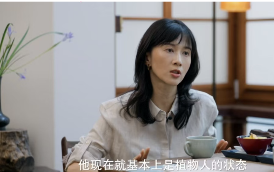 网红papi酱自曝“生父瘫痪”引热议:一个家庭最大的灾难,就是有个“犟种” 网红papi酱自曝“生父瘫痪”引热议:一个家庭最大的灾难,就是有个“犟种”