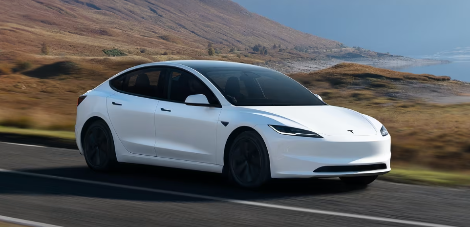 2023款特斯拉Model 3搭载“耐用”磷酸铁锂电池 实测显示电池健康度降至90%