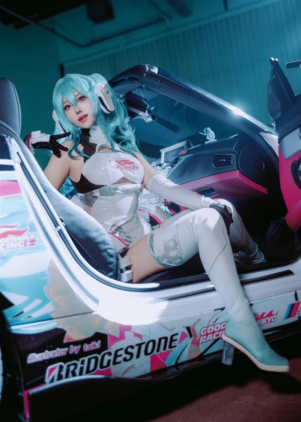 韩国美女Cos初音小姐姐美图 活泼可爱惹人注目